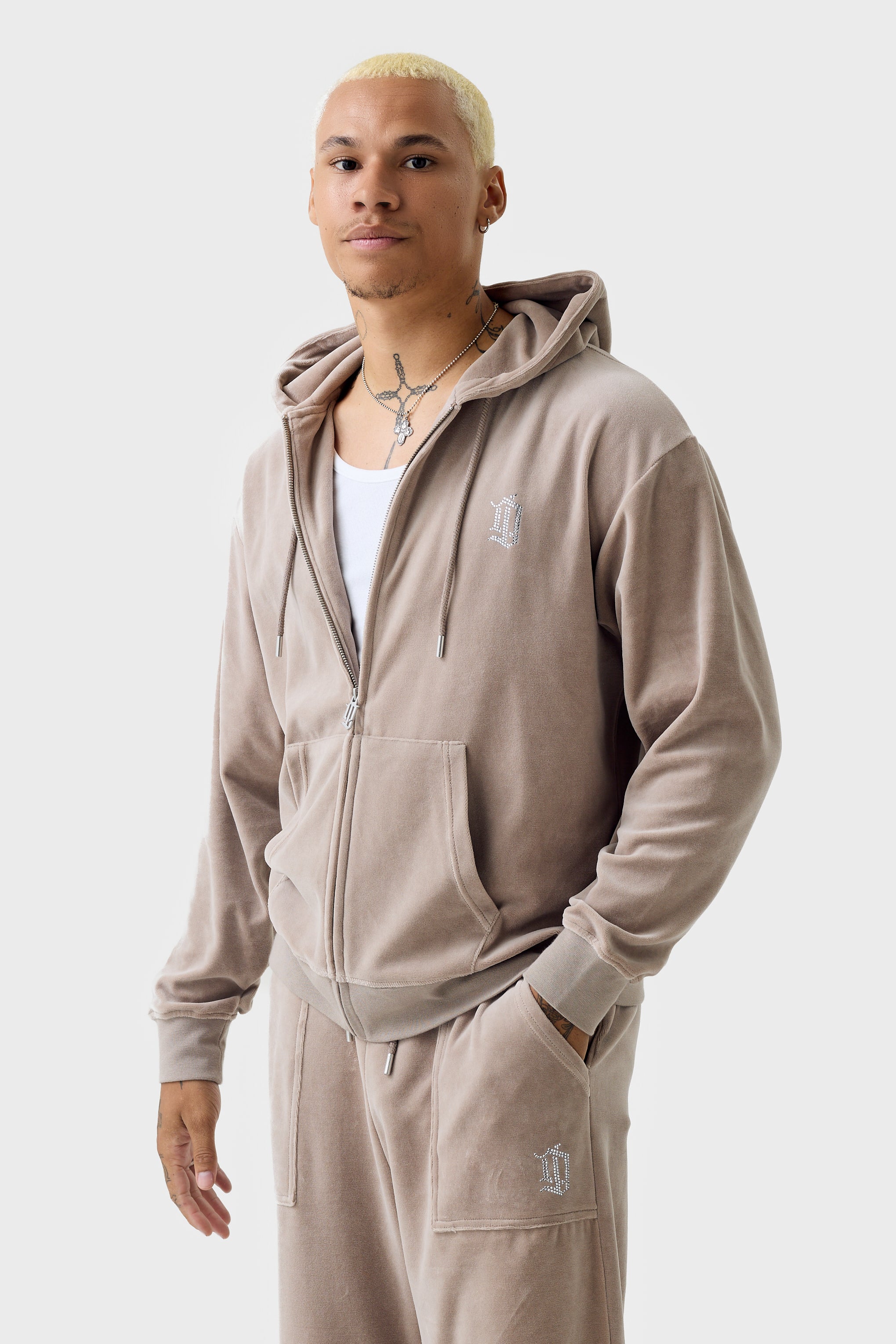 LOOK_13_2100.jpg?v=1740660830&